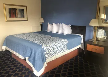 Aderi Hotel Lewisburg hotel thumbnail 6
