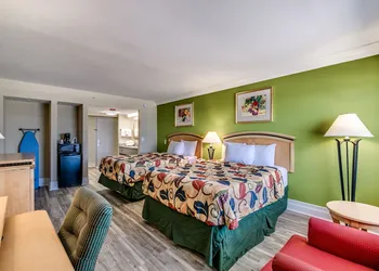 Beachcomber Inn hotel thumbnail 4