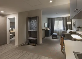 Holiday Inn & Suites Aguascalientes by IHG hotel thumbnail 4
