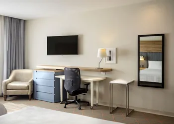 Holiday Inn & Suites Aguascalientes by IHG hotel thumbnail 6
