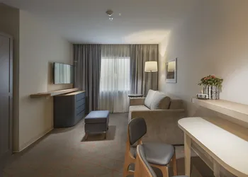 Holiday Inn & Suites Aguascalientes by IHG hotel thumbnail 3