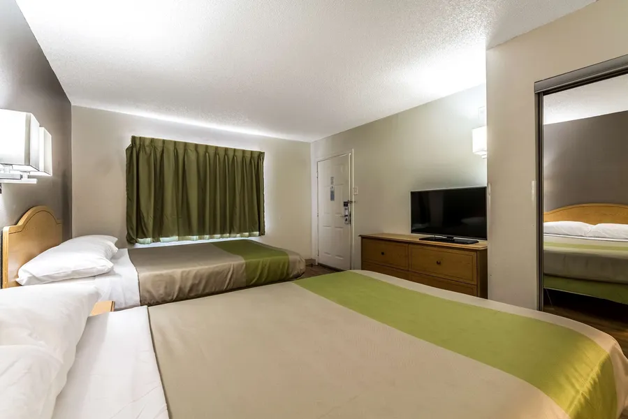 Studio 6 Dallas, TX - Northwest hotel detail image 6