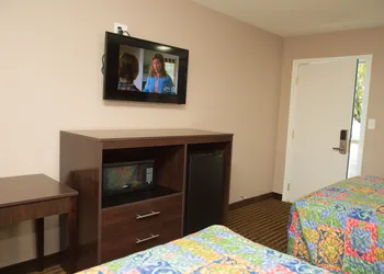 Executive Inn hotel thumbnail 3