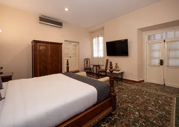 Hotel Señorial hotel thumbnail 6