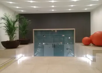 We Hotel Aeropuerto hotel thumbnail 2
