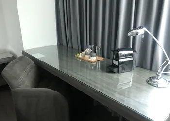 We Hotel Aeropuerto hotel thumbnail 8
