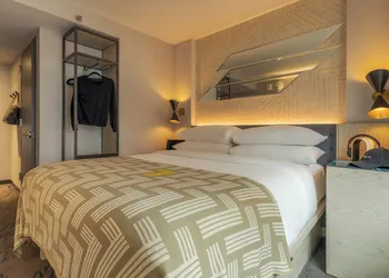 Pestana CR7 Times Square hotel thumbnail 4