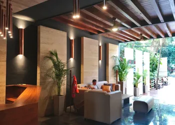 Luxury Condo Boutique hotel thumbnail 3