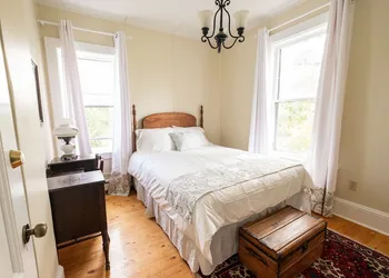 Carlisle House Inn hotel thumbnail 5