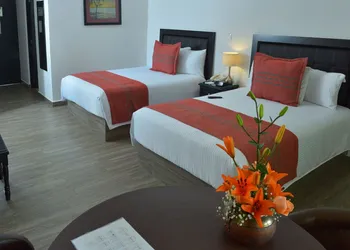 Best Western Plus Posada de Don Vasco hotel thumbnail 7