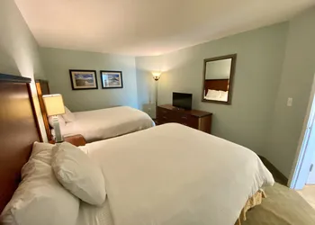 Sandy Beach Oceanfront Resort hotel thumbnail 4