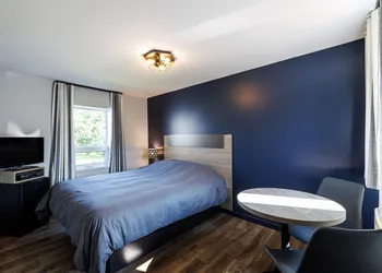 Le Fraser Motel hotel thumbnail 5