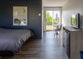 Le Fraser Motel hotel thumbnail 7