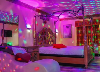 Luxe Inn and Suites hotel thumbnail 8