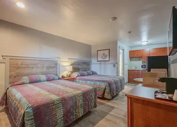 Emerald Best Motel Edmonds hotel thumbnail 6