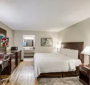 Red Roof Inn PLUS+ Dallas – Addison hotel detail image 7