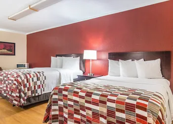 Red Roof Inn Ashtabula - Austinburg hotel thumbnail 8
