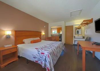 Budget Inn Gladstone By OYO - Portland/Clackamas hotel thumbnail 8
