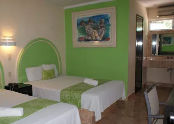 Hotel HC Internacional hotel thumbnail 8