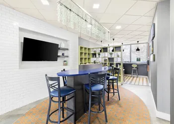 Holiday Inn Express Atlanta Galleria - Ballpark Area by IHG hotel thumbnail 3
