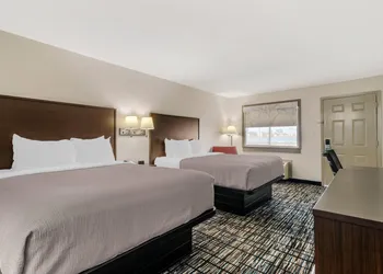 Quality Inn & Suites I-10 Near Fiesta Texas hotel thumbnail 7
