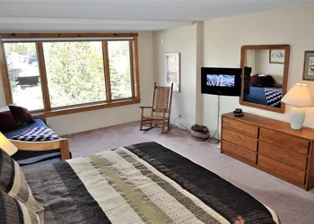 Summit House 2 bed 2 bath B hotel thumbnail 3