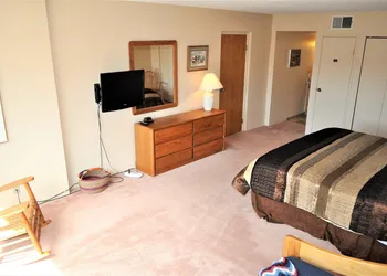 Summit House 2 bed 2 bath B hotel thumbnail 4