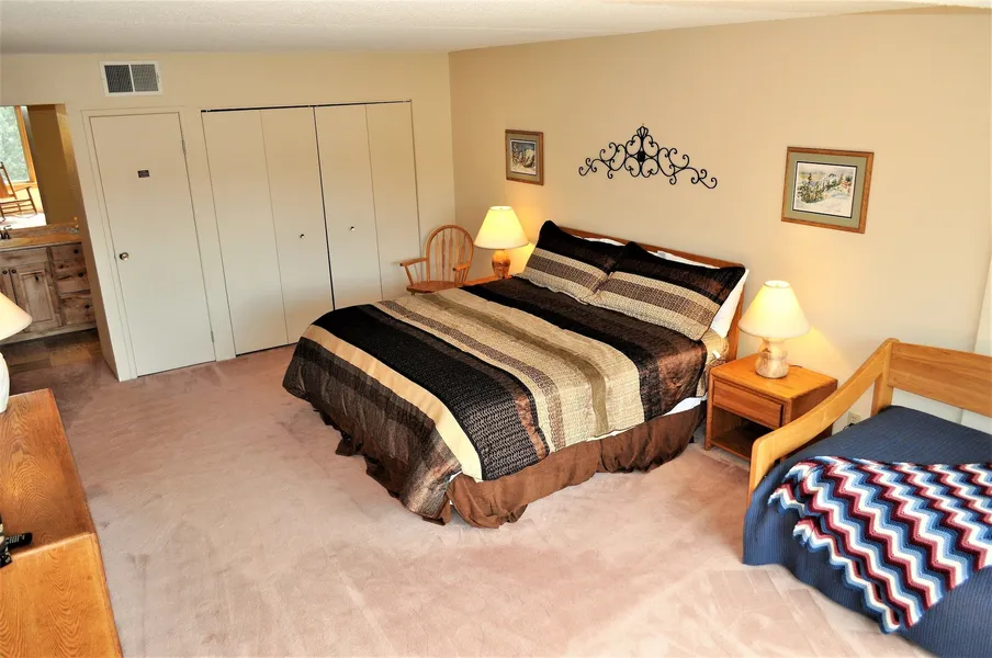 Summit House 2 bed 2 bath B hotel detail image 6