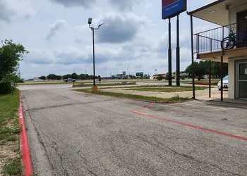 HomeTown Inn and Suites hotel thumbnail 7