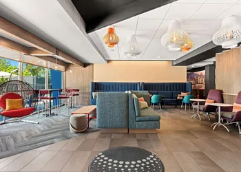 Tru by Hilton Asheville Blue Ridge Parkway hotel thumbnail 6