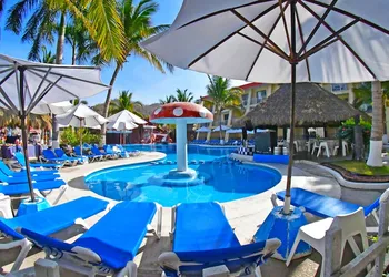 La Quinta Gran Bahia Cuastecomates hotel thumbnail 7