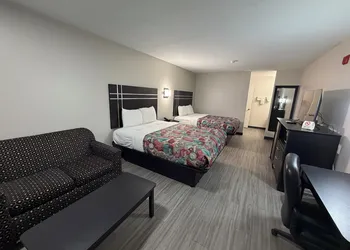 Sunset Inn hotel thumbnail 2