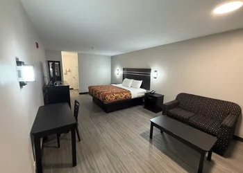 Sunset Inn hotel thumbnail 8