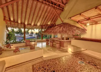 Las Palmas Luxury Villas hotel thumbnail 3