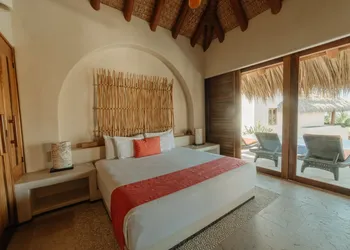 Las Palmas Luxury Villas hotel thumbnail 7