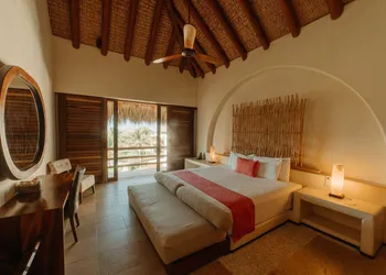 Las Palmas Luxury Villas hotel thumbnail 8