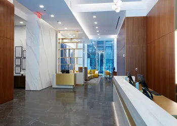 Hilton Club The Central at 5th New York hotel thumbnail 2