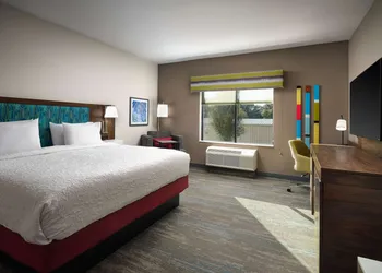 Hampton Inn Pinellas Park St. Petersburg, FL hotel thumbnail 4