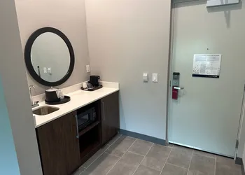 Hampton Inn & Suites Ruskin I-75 hotel thumbnail 5