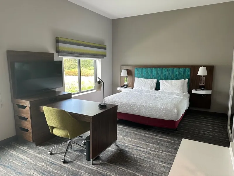 Hampton Inn & Suites Ruskin I-75 hotel detail image 6