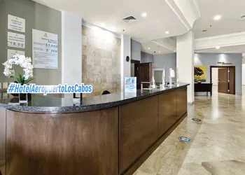 Hotel Aeropuerto Los Cabos hotel thumbnail 4
