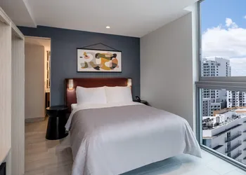 Atwell Suites Miami Brickell by IHG hotel thumbnail 8