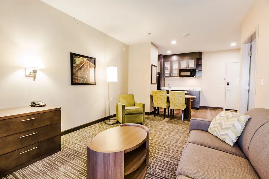 Candlewood Suites West Edmonton - Mall Area by IHG hotel detail image 6