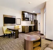 Candlewood Suites West Edmonton - Mall Area by IHG hotel detail image 7