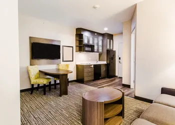 Candlewood Suites West Edmonton - Mall Area by IHG hotel thumbnail 7