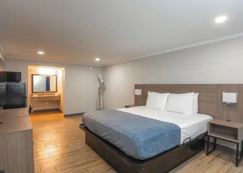 Gateway Inn hotel thumbnail 4