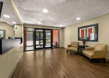 Suburban Studios Houston North I-45 hotel thumbnail 3