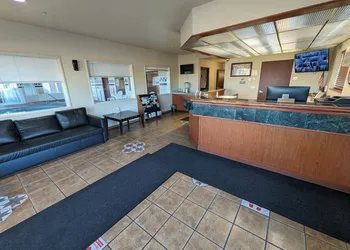 Toppenish Inn and Suites hotel thumbnail 2