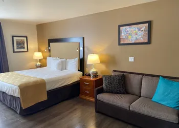 Toppenish Inn and Suites hotel thumbnail 4