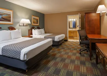 SureStay Hotel by Best Western Cameron hotel thumbnail 7